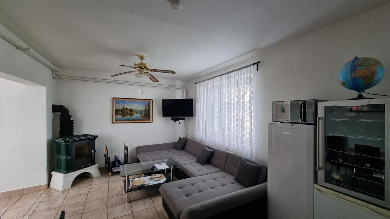Apartman Modre Z Nebe Nemcicky  Exterior photo